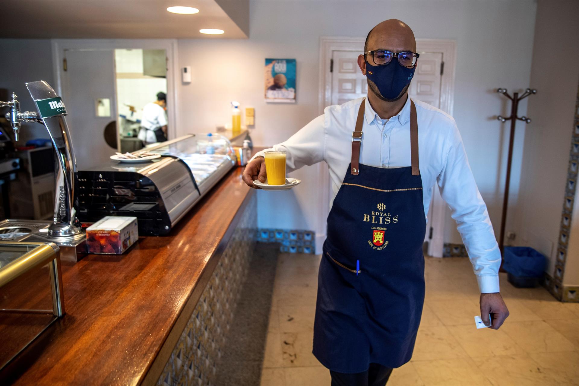 Mascarillas, ¿deben volver ante el repunte de casos? Mascarillas, ¿deben volver ante el repunte de casos?
