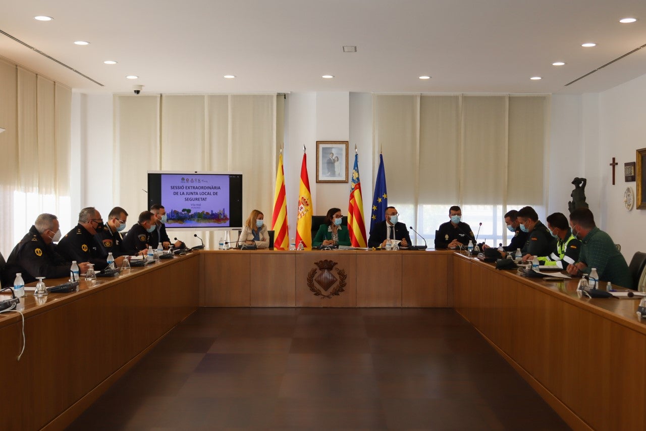 Vila-real coordina la seguridad para las primeras fiestas patronales sin restricciones Vila-real coordina la seguridad para las primeras fiestas patronales sin restricciones