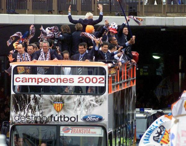 Capítulo 4: El valencianismo celebra La Liga Capítulo 4: El valencianismo celebra La Liga