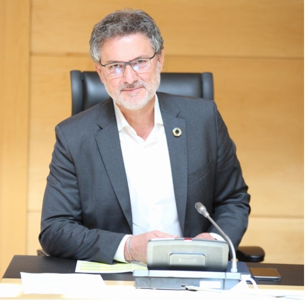 Vázquez pide a la Junta un dispositivo profesional de exintición y prevención de incendios y emergencias Vázquez pide a la Junta un dispositivo profesional de exintición y prevención de incendios y emergencias