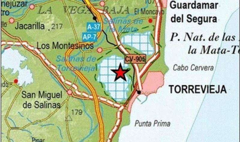 Pequeño movimiento sismico de madrugada con epicentro en la laguna salada de Torrevieja Pequeño movimiento sismico de madrugada con epicentro en la laguna salada de Torrevieja