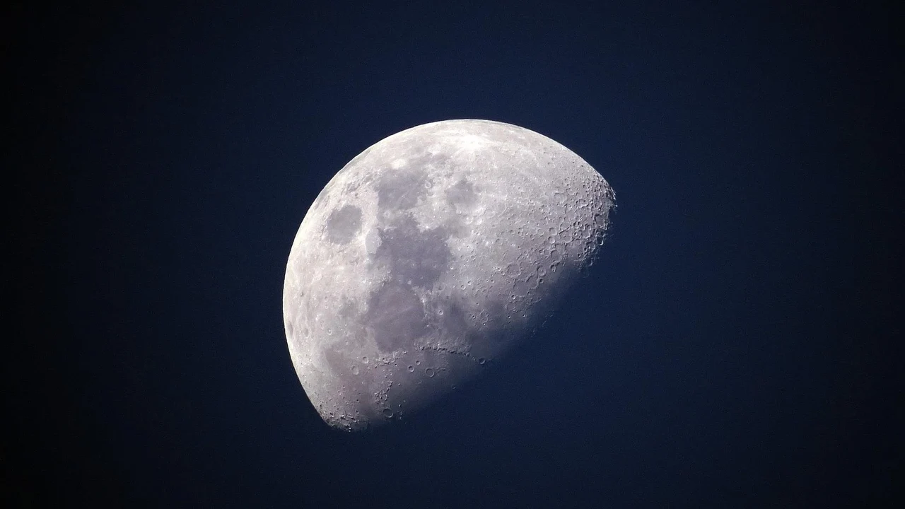Las fases de la Luna: ¿cuáles son y cómo distinguirlas?