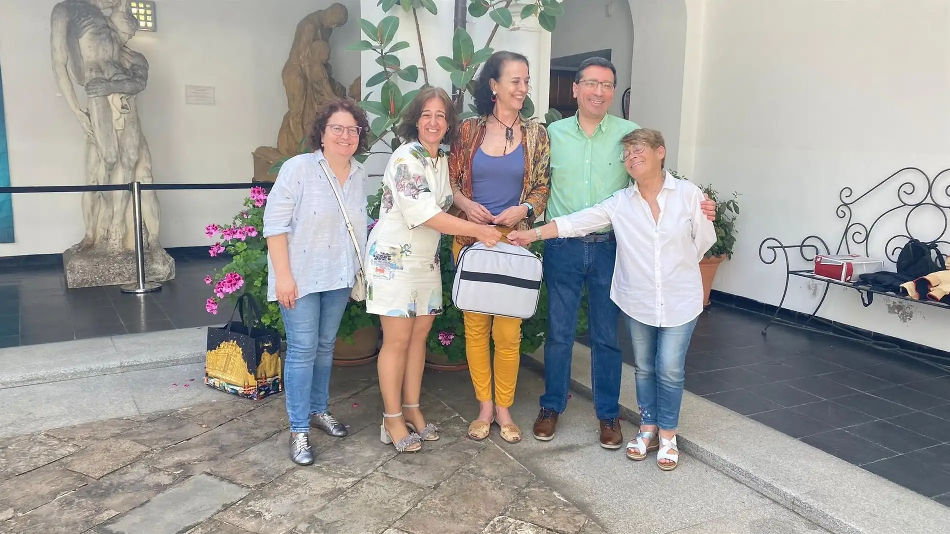 Gloria Casares se convierte en la nueva presidenta de la Asociación de la Prensa de Badajoz