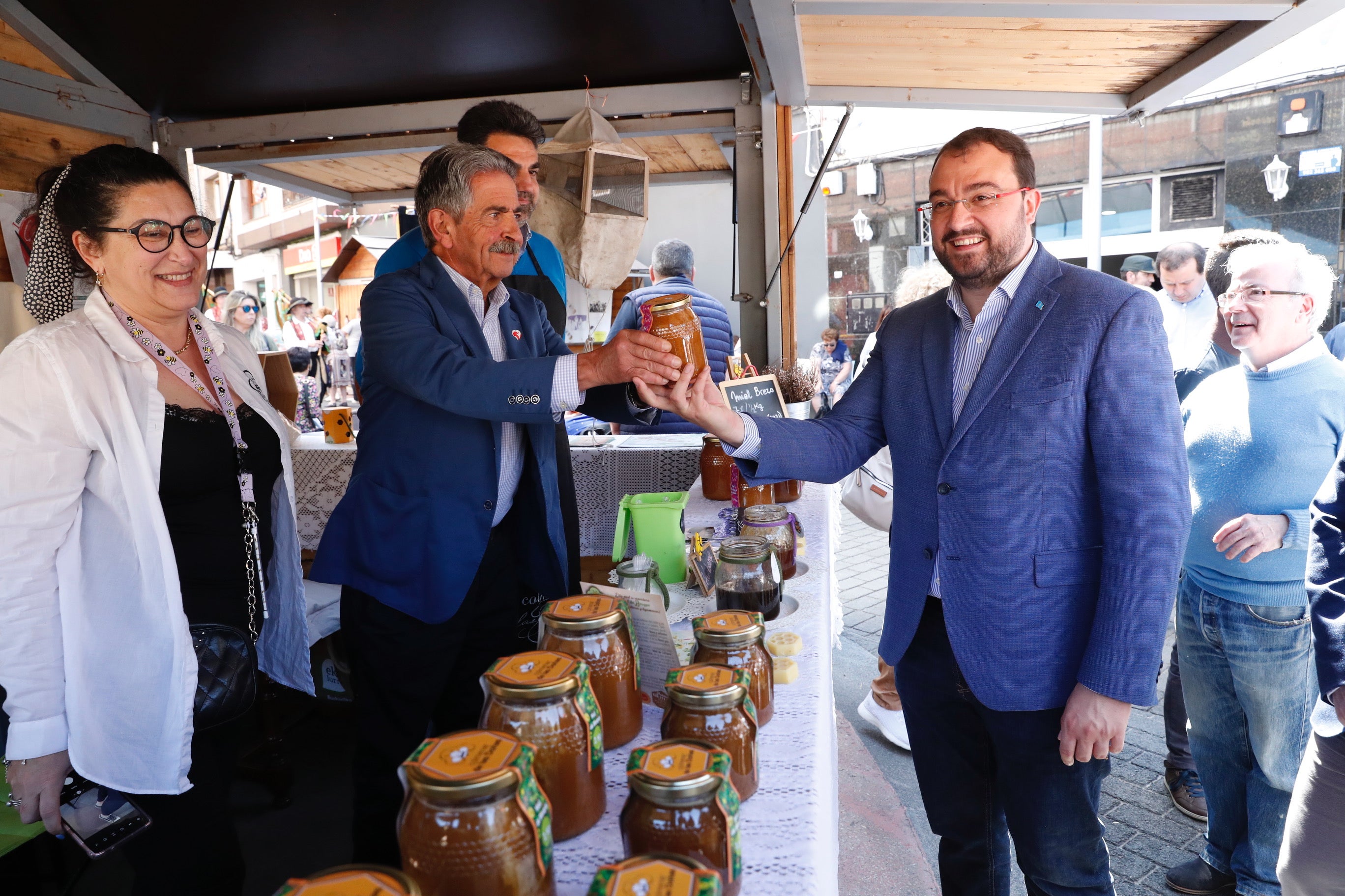 Barbón: “Falta un voto, hay 26 y se necesitan 27" Barbón: “Falta un voto, hay 26 y se necesitan 27"