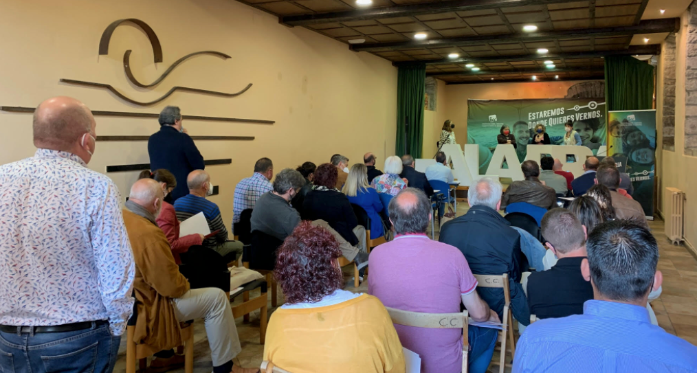 “La convocatoria de Izquierda Unida tiene que llegar a todos y cada uno de los concejos de Asturias, tiene que saber organizar las ideas de progreso, las ideas de la izquierda en torno a eje es muy concretos que sean luego posible hacerlos ilusionantes, atractivos a la gente” “La convocatoria de Izquierda Unida tiene que llegar a todos y cada uno de los concejos de Asturias, tiene que saber organizar las ideas de progreso, las ideas de la izquierda en torno a eje es muy concretos que sean luego posible hacerlos ilusionantes, atractivos a la gente”