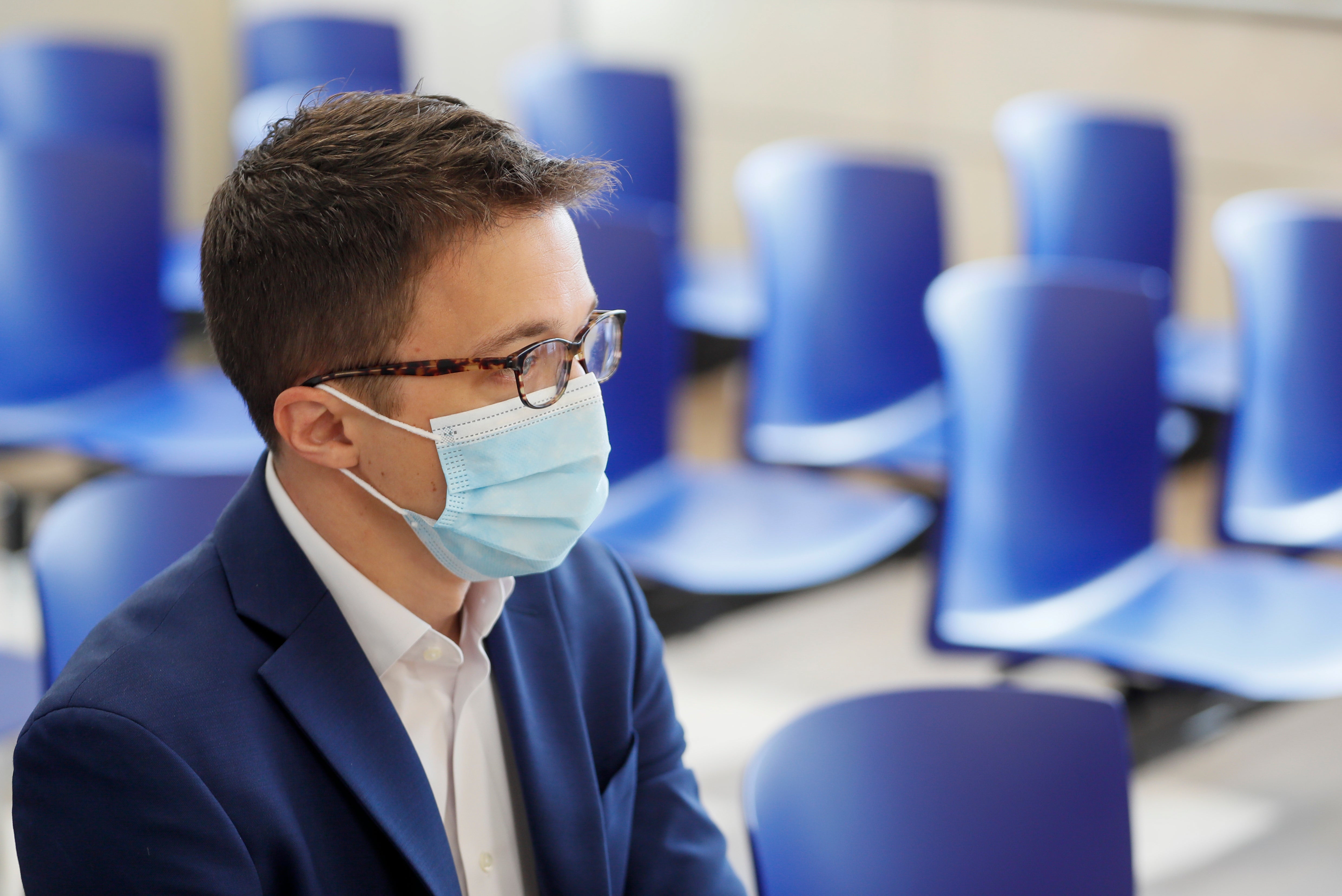 Errejón, absuelto al no haber pruebas de que diera una patada a un vecino de Lavapiés Errejón, absuelto al no haber pruebas de que diera una patada a un vecino de Lavapiés