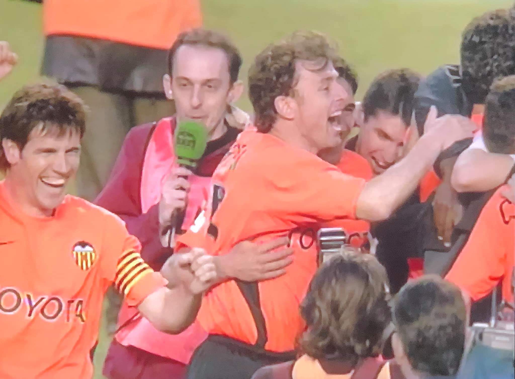 El día que el valencianismo fue feliz en Sevilla El día que el valencianismo fue feliz en Sevilla