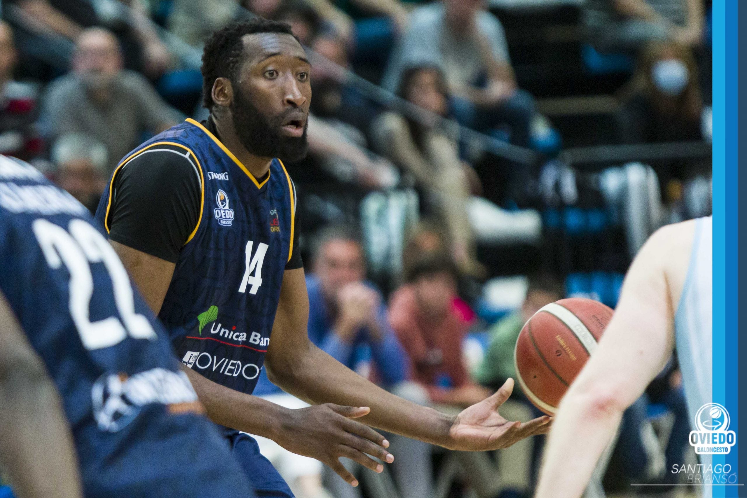 El Unicaja Banco quiere cerrar el playoff el viernes contra Melilla El Unicaja Banco quiere cerrar el playoff el viernes contra Melilla