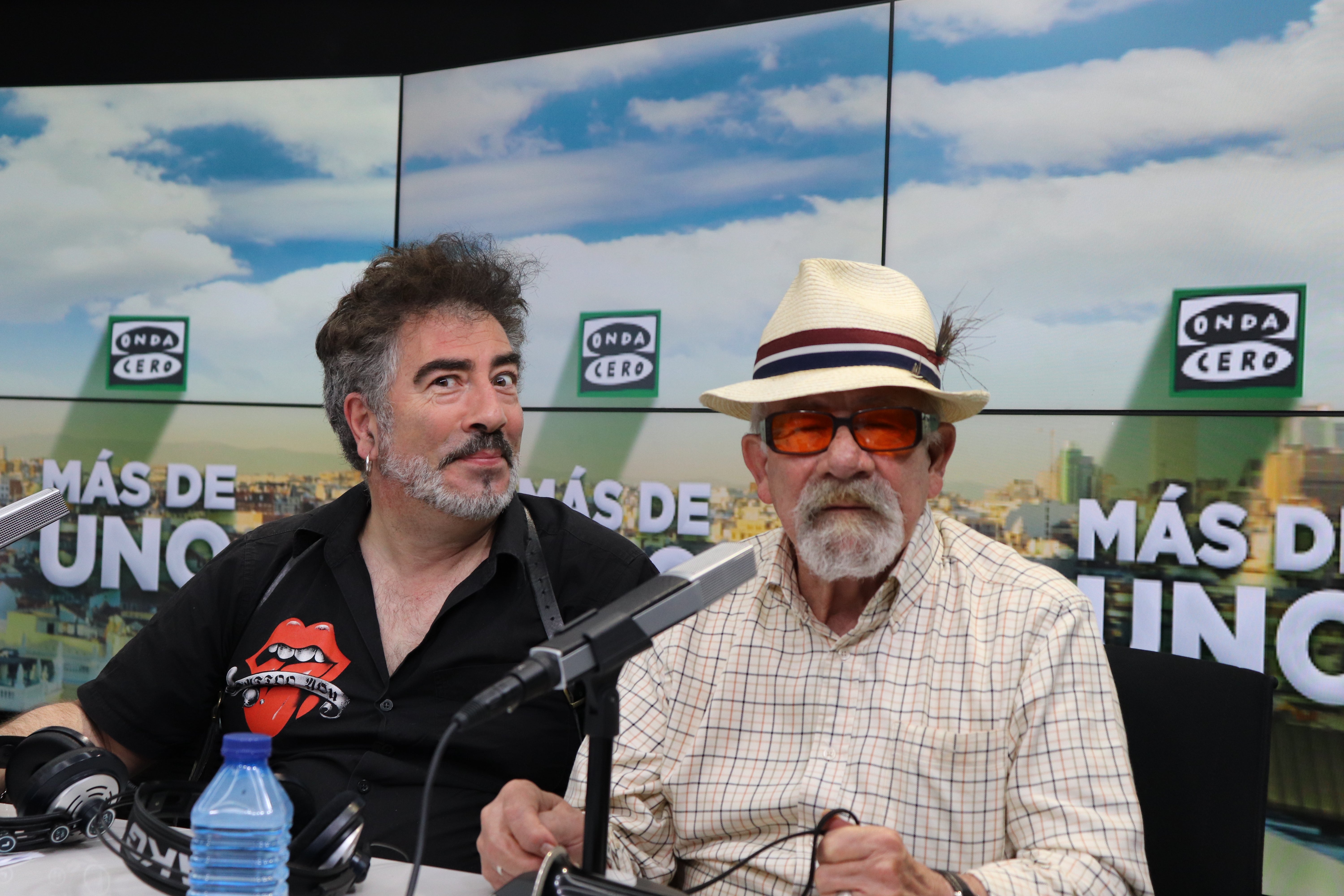 Vuelve Agustín Jiménez padre a 'La Hora Guasa' y recordamos objetos "vintage" Vuelve Agustín Jiménez padre a 'La Hora Guasa' y recordamos objetos "vintage"