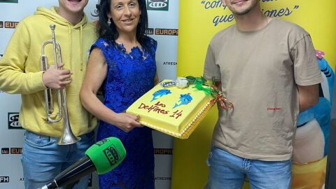 lucia jimenez los delfines especial aniversario