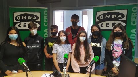 Alumnos del IES Cardenal Cisneros de Alcal&aacute; de Henares participan en el proyecto de Aprendizaje-Servicio "Dale vida"