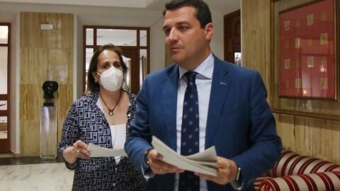 Jos&eacute; Mar&iacute;a Bellido y Blanca Torrent