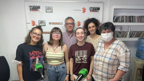 Tres alumnes de l'IES Marina Baixa participen a l'Olimpiada de Filologia Catalana 2022.