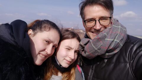 Ernesto Dom&eacute;nech, feliz despu&eacute;s de ver que hay familias a salvo en Espa&ntilde;a gracias a su viaje. 