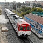Una imagen de la línea de Cercanías entre Alicante y Murcia 