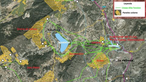La plataforma &lsquo;Stop Plan Solar Vinalop&oacute;&rsquo; se moviliza en Salinas contra las macroplantas solares.