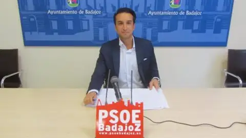 El PSOE de Badajoz critica que la Inmobiliaria Municipal &quot;solo&quot; ha iniciado siete de casi 300 pisos anunciados