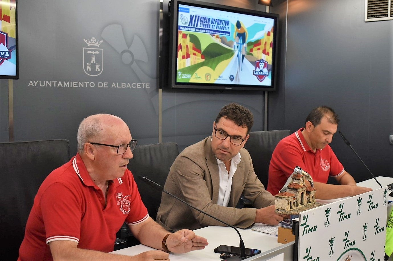 Ciclismo y solidaridad se darán cita el próximo 12 de junio en Albacete en el ‘Memorial Salva Gallardo’ Ciclismo y solidaridad se darán cita el próximo 12 de junio en Albacete en el ‘Memorial Salva Gallardo’