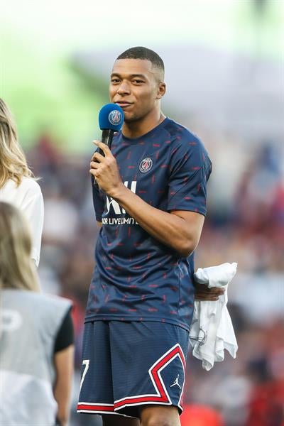 El intento de redención de Mbappé con el Real Madrid: "Seré su primer aficionado en la final de la Champions" El intento de redención de Mbappé con el Real Madrid: "Seré su primer aficionado en la final de la Champions"