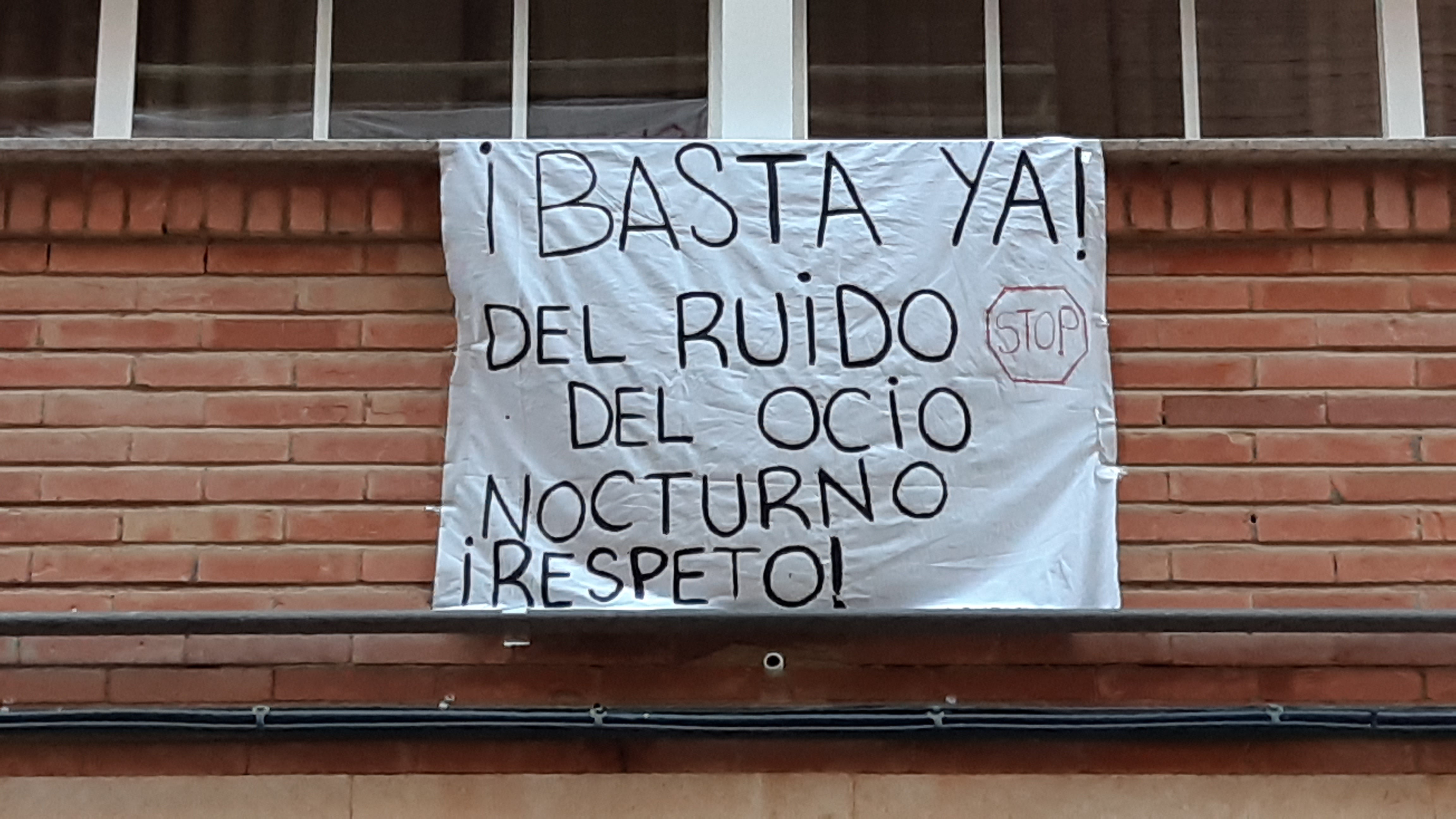 Vecinos del Pasaje General Rey de Ciudad Real han pedido al juez el cierre cautelar de los locales de ocio nocturno Vecinos del Pasaje General Rey de Ciudad Real han pedido al juez el cierre cautelar de los locales de ocio nocturno