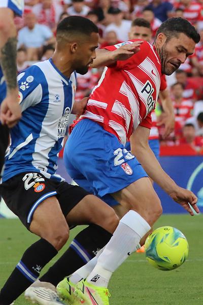 El Granada desciende tras las victorias de Cádiz y Mallorca El Granada desciende tras las victorias de Cádiz y Mallorca