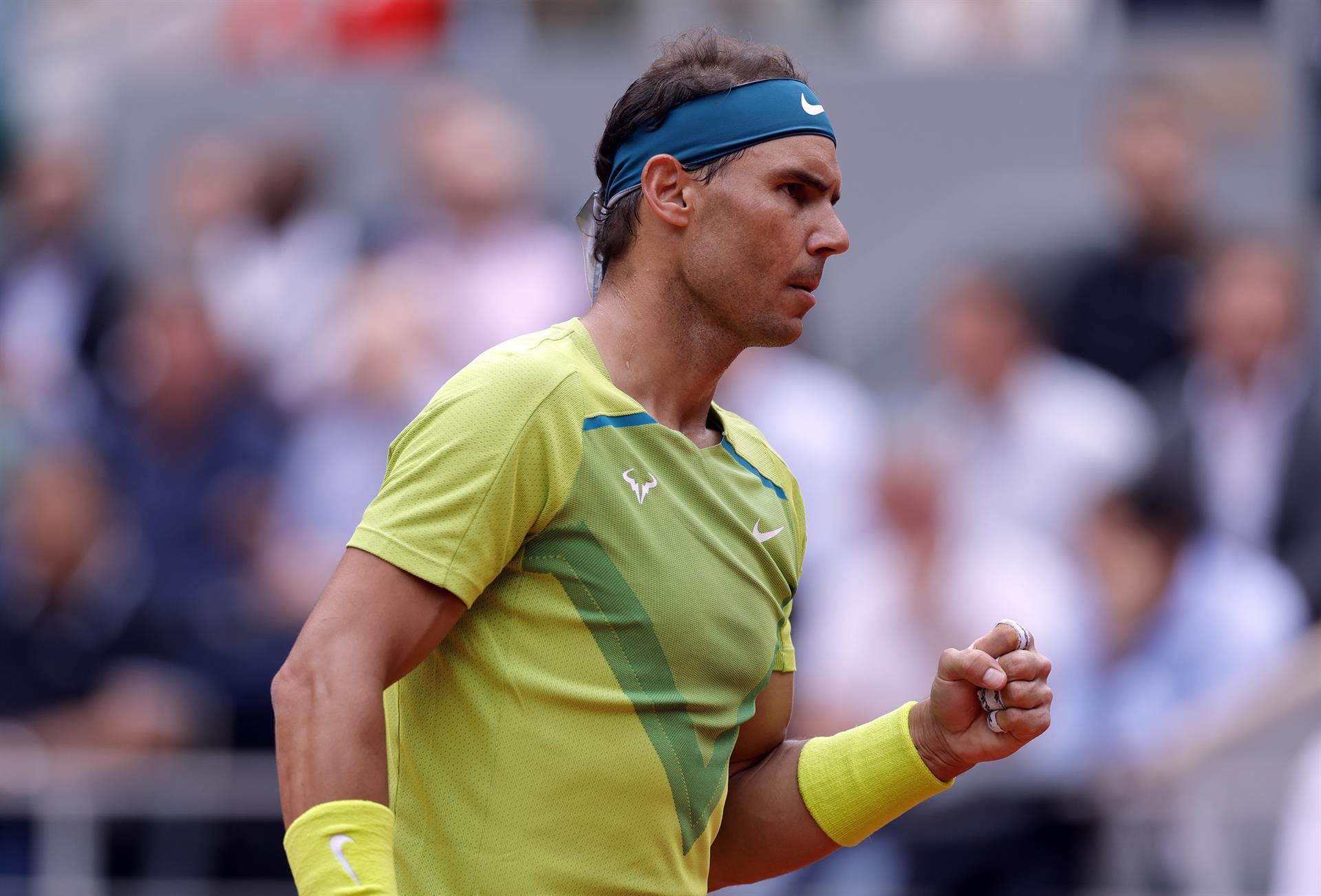 Rafa Nadal comienza con fuerza su camino en Roland Garros Rafa Nadal comienza con fuerza su camino en Roland Garros