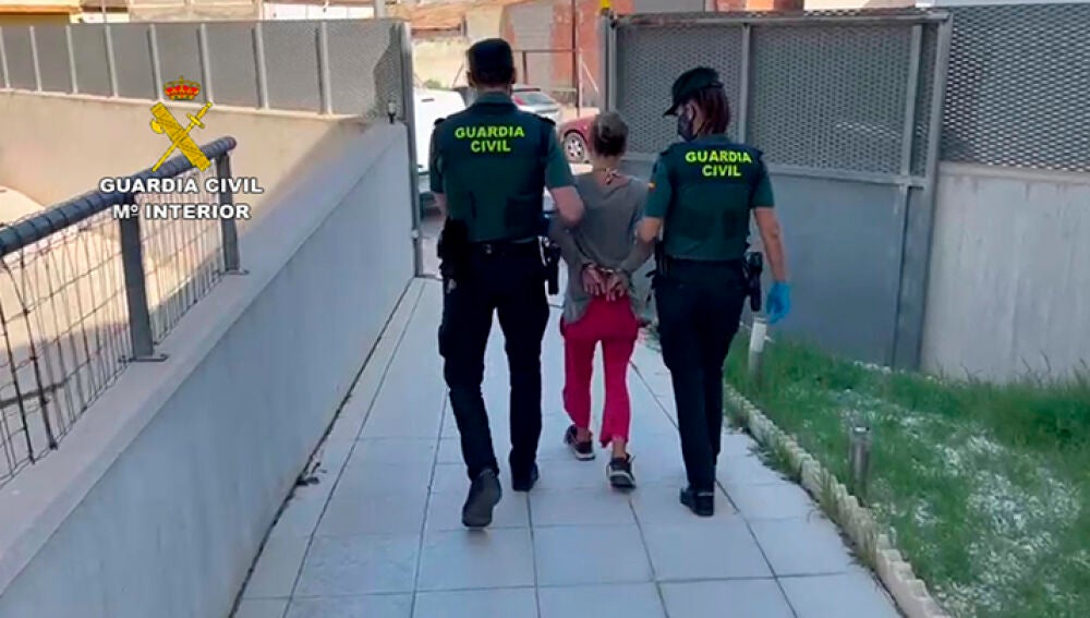 La madre, que ha sido detenida por un delito de abandono de menores, ha ingresado en prisión provisional