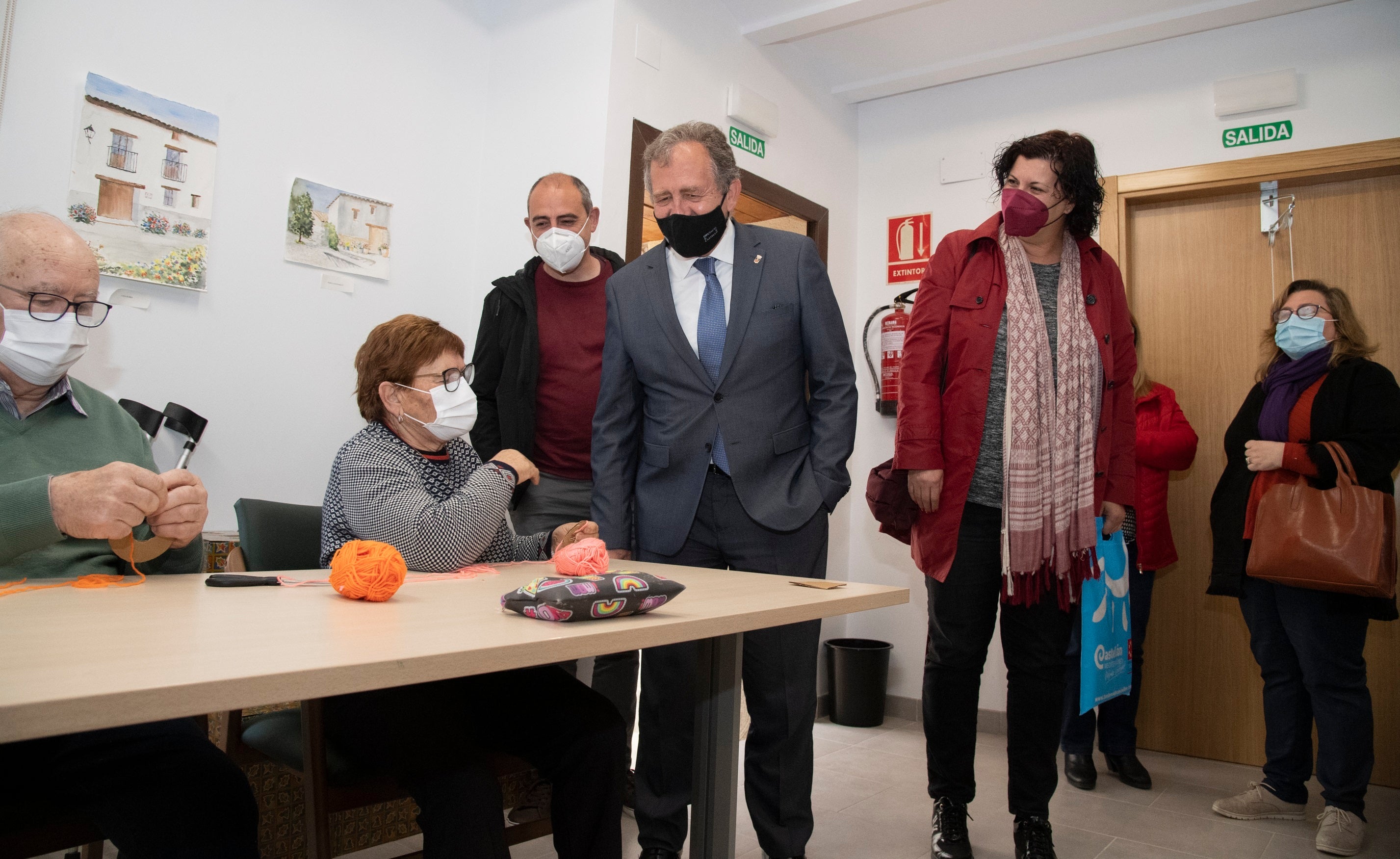 Diputación aprueba ayudas de 100.000 euros para asociaciones y colectivos de personas mayores Diputación aprueba ayudas de 100.000 euros para asociaciones y colectivos de personas mayores