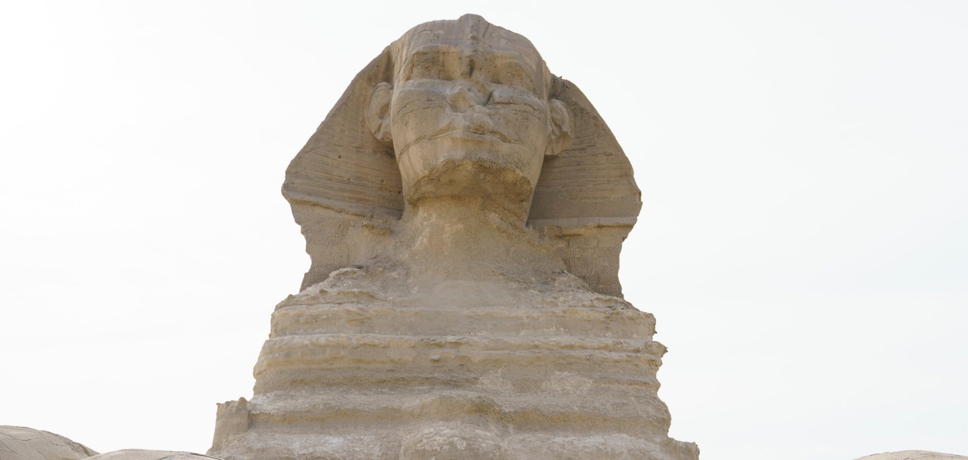 Un equipo de arqueólogos españoles descubre una nueva esfinge en Egipto Un equipo de arqueólogos españoles descubre una nueva esfinge en Egipto