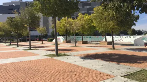 Plaza del Viento del barrio alcalaíno de Espartales Norte El Ayuntamiento de Alcalá planifica la creación de una nueva Casa de la Juventud en Espartales Norte