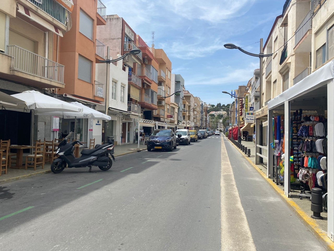 Peñíscola prevé remodelar la Avenida España después del verano Peñíscola prevé remodelar la Avenida España después del verano