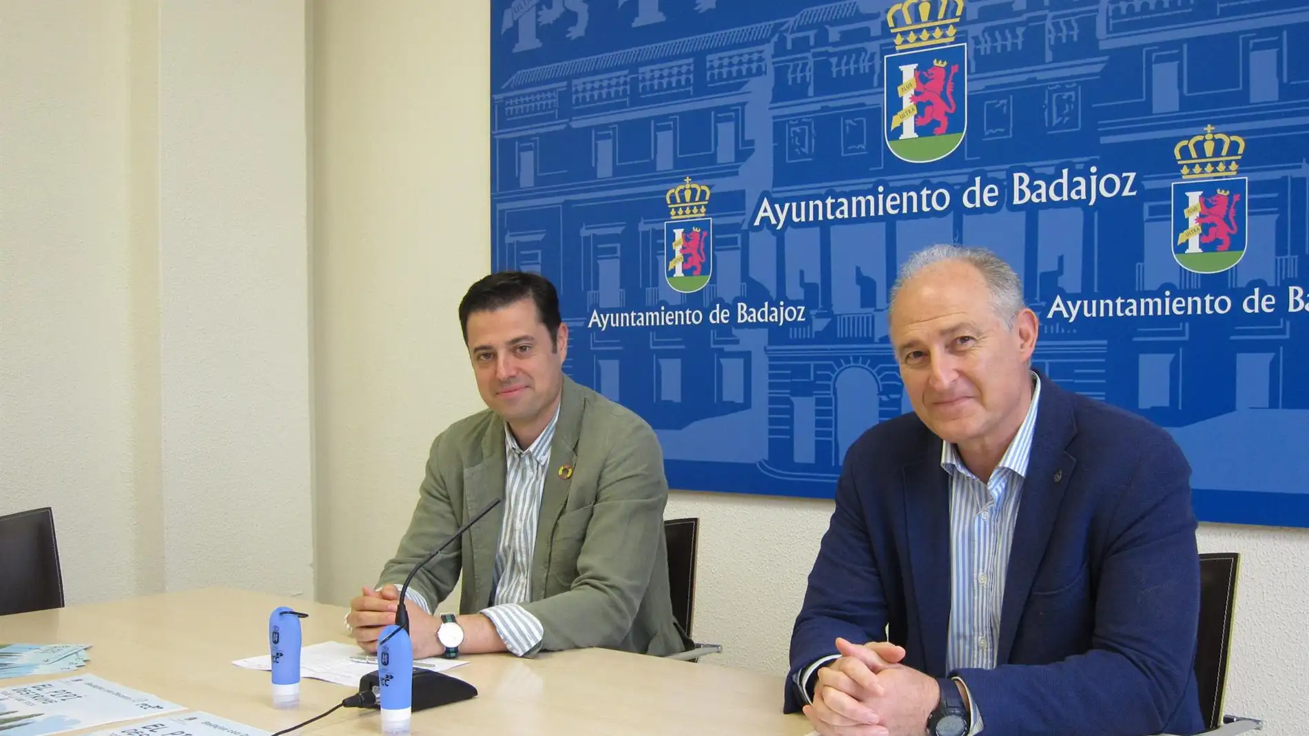 El Ayuntamiento de Badajoz lanza una nueva campaña para concienciar sobre la correcta limpieza del orín de los perros