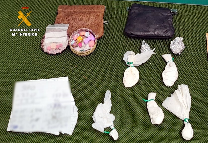 Detenido en Santiago de Cartes con varios envoltorios de speed y éxtasis Detenido en Santiago de Cartes con varios envoltorios de speed y éxtasis