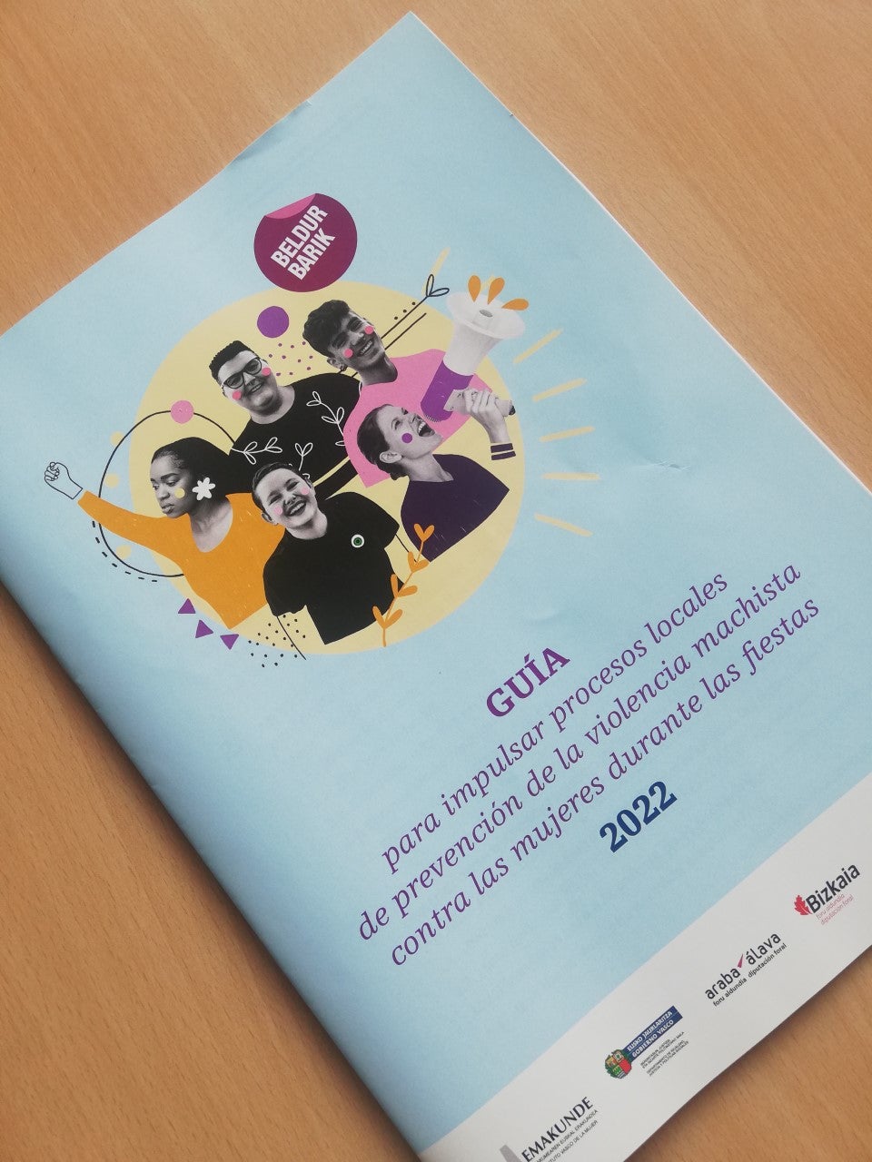 Una guía permitirá a los ayuntamientos de Euskadi prevenir la violencia contra las mujeres en las fiestas patronales Una guía permitirá a los ayuntamientos de Euskadi prevenir la violencia contra las mujeres en las fiestas patronales