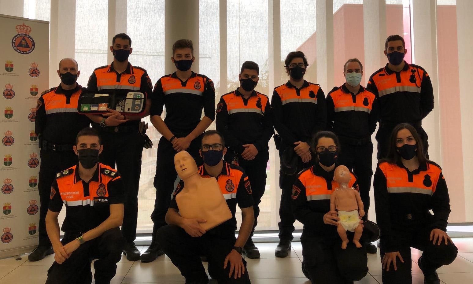 Pilar de la Horadada forma a 92 personas en el uso de desfibriladores y técnicas de Soporte Vital Básico Pilar de la Horadada forma a 92 personas en el uso de desfibriladores y técnicas de Soporte Vital Básico