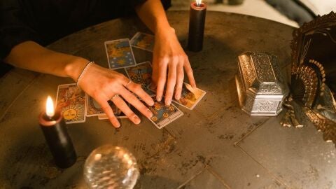 Imagen de archivo de tarot, hor&oacute;scopo