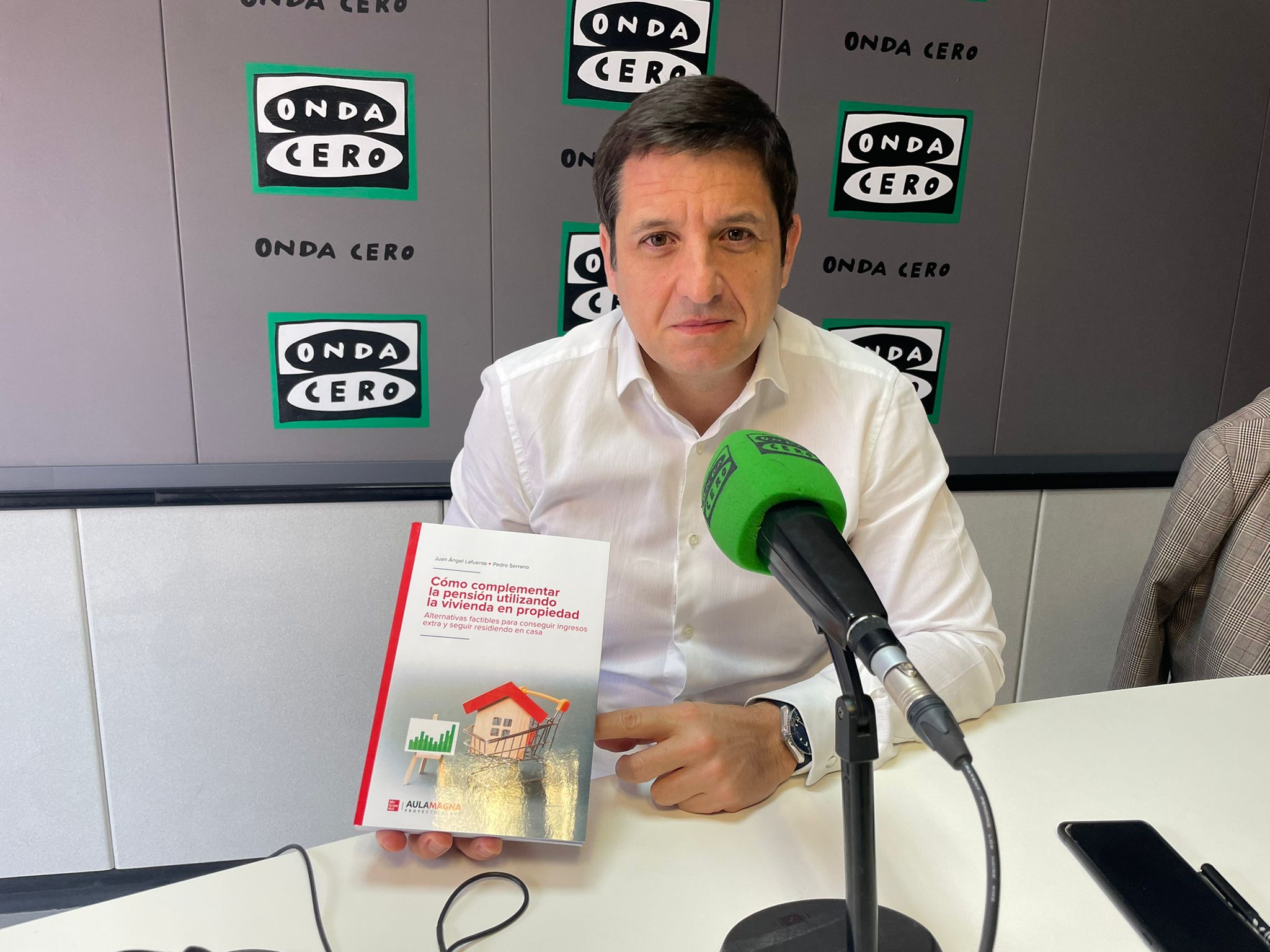 Juan Ángel Lafuente nos descubre cómo organizar nuestros ingresos en la tercera edad Juan Ángel Lafuente nos descubre cómo organizar nuestros ingresos en la tercera edad