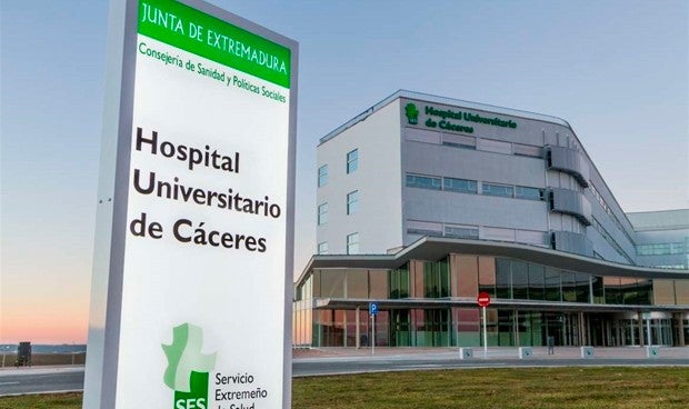 Un trabajador de 30 años resulta herido grave al ser golpeado por un brazo robótico en Cuacos de Yuste Un trabajador de 30 años resulta herido grave al ser golpeado por un brazo robótico en Cuacos de Yuste