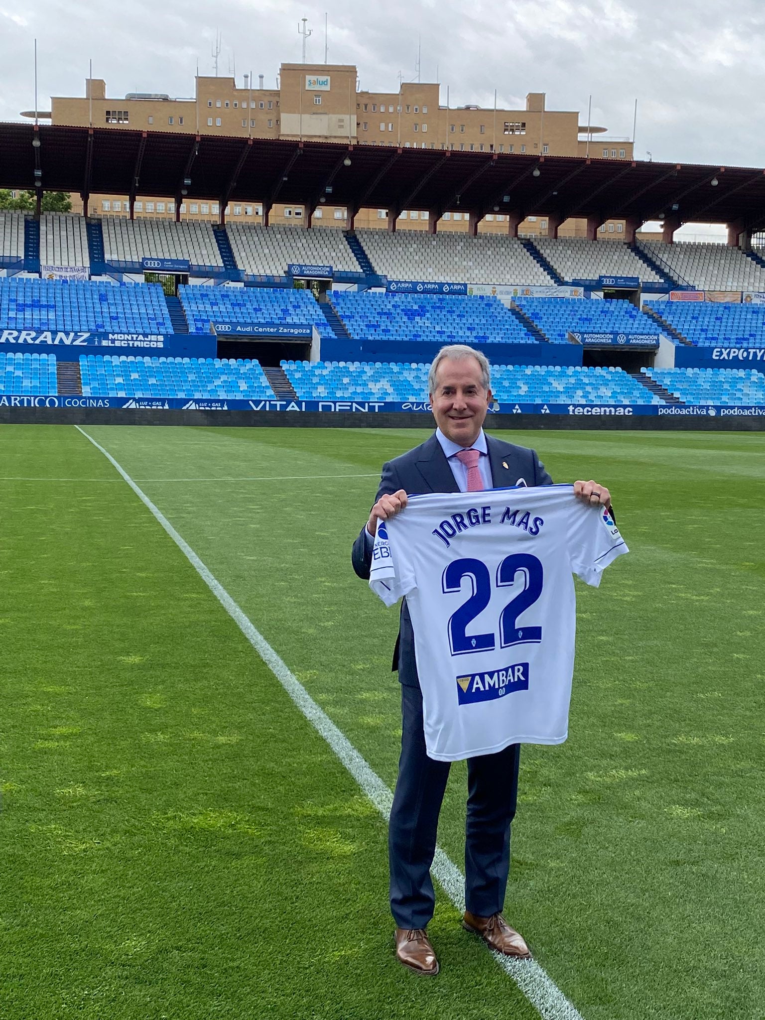 Mas: "El Real Zaragoza es la joya. La prioridad del grupo inversor es el ascenso” Mas: "El Real Zaragoza es la joya. La prioridad del grupo inversor es el ascenso”