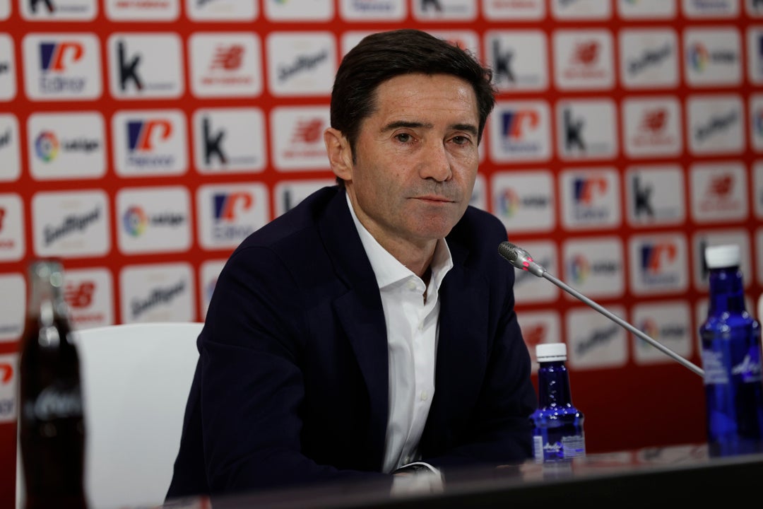 Marcelino se va del Athletic: "Ha llegado el momento de dar gracias y decir adiós" Marcelino se va del Athletic: "Ha llegado el momento de dar gracias y decir adiós"