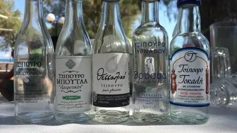 No todo es cerveza ya que las bebidas anisadas mediterráneas son también típicas del verano No todo es cerveza ya que las bebidas anisadas mediterráneas son también típicas del verano