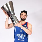 Elijah Bryant 