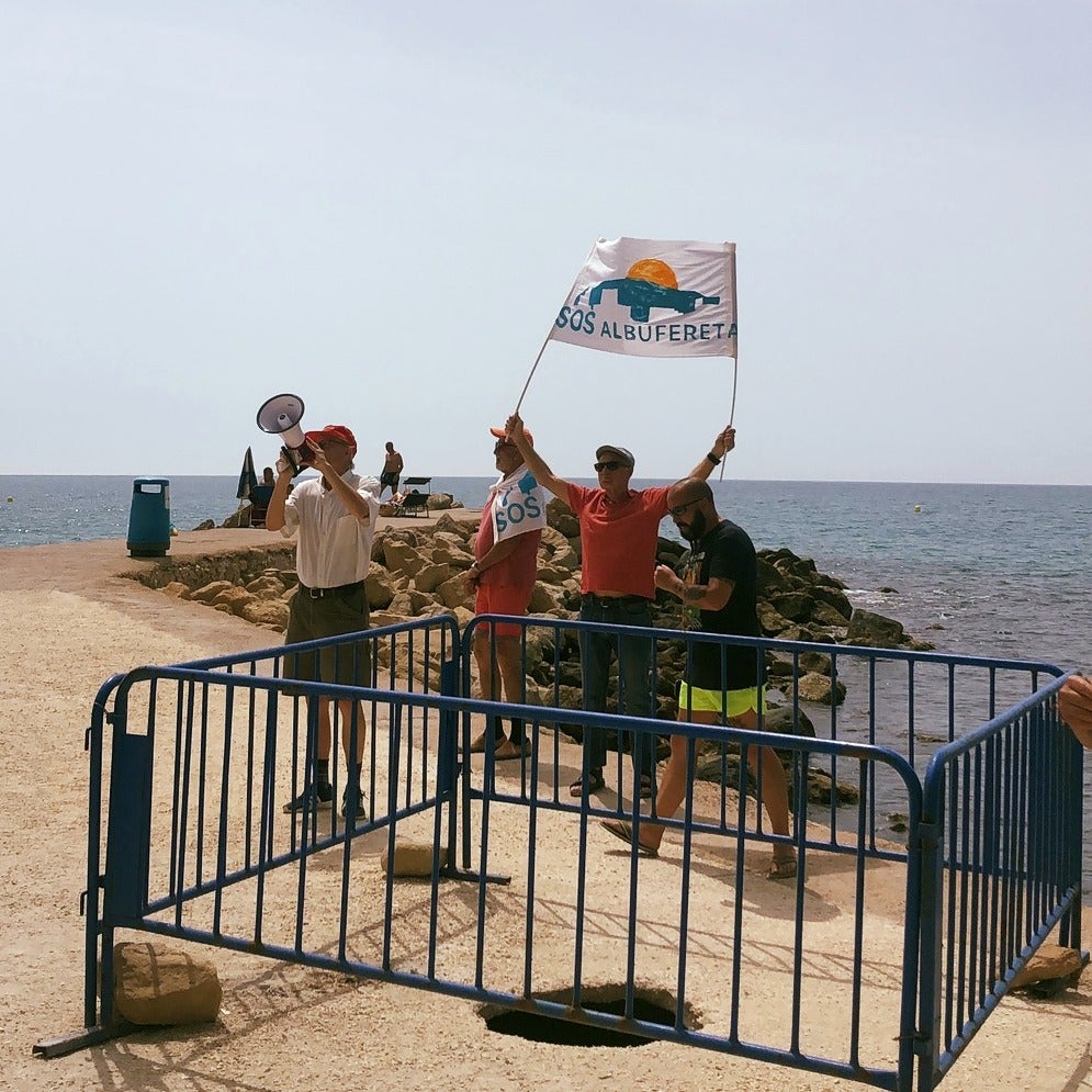 SOS Albufereta de Alicante exige un plan integral de protección del entorno natural y ordenación urbanística SOS Albufereta de Alicante exige un plan integral de protección del entorno natural y ordenación urbanística