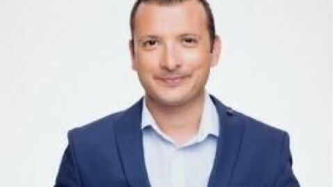 Edgar Bres&oacute;