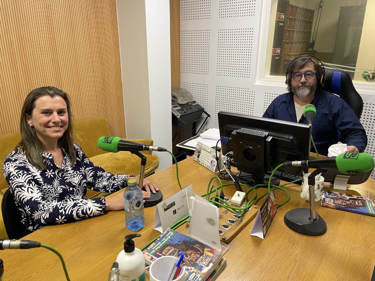 A vicevoceira socialista no Concello, Natalia González en Más de Uno Ourense A vicevoceira socialista no Concello, Natalia González en Más de Uno Ourense