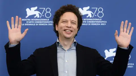 Michel Franco posa en el photocall de la Mostra de Venecia de 2021, donde presentó su película 'Sundown' Michel Franco posa en el photocall de la Mostra de Venecia de 2021, donde presentó su película 'Sundown'