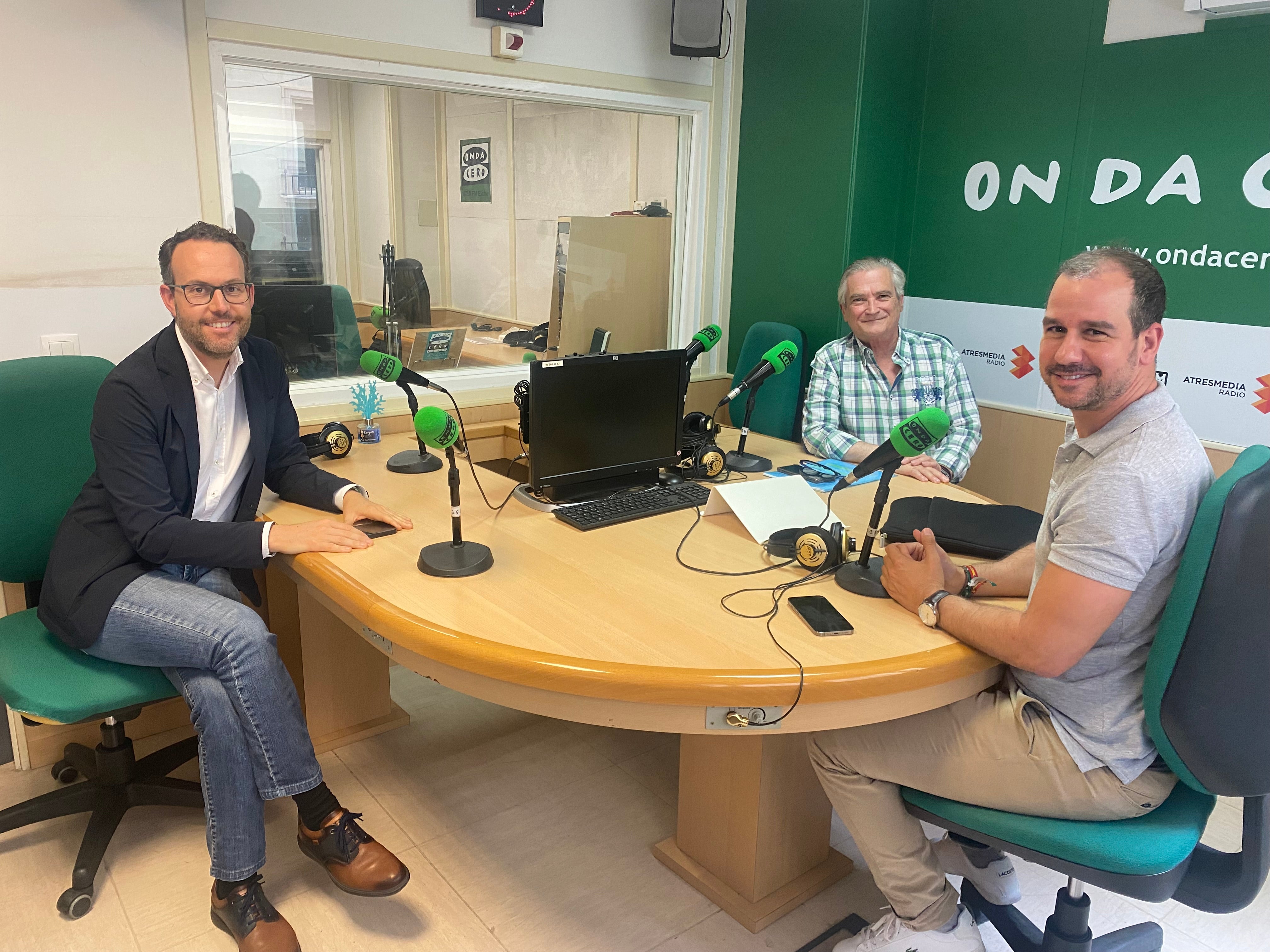 Vuelve a escuchar la tertulia política de Onda Cero Elche Vuelve a escuchar la tertulia política de Onda Cero Elche