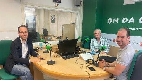 H&eacute;ctor D&iacute;ez, Jos&eacute; Navarro y Juan Antonio Alberdi. 