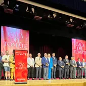 Onda Cero La Ribera premiada en la I Gala del Tomate de El Perelló Onda Cero La Ribera premiada en la I Gala del Tomate de El Perelló