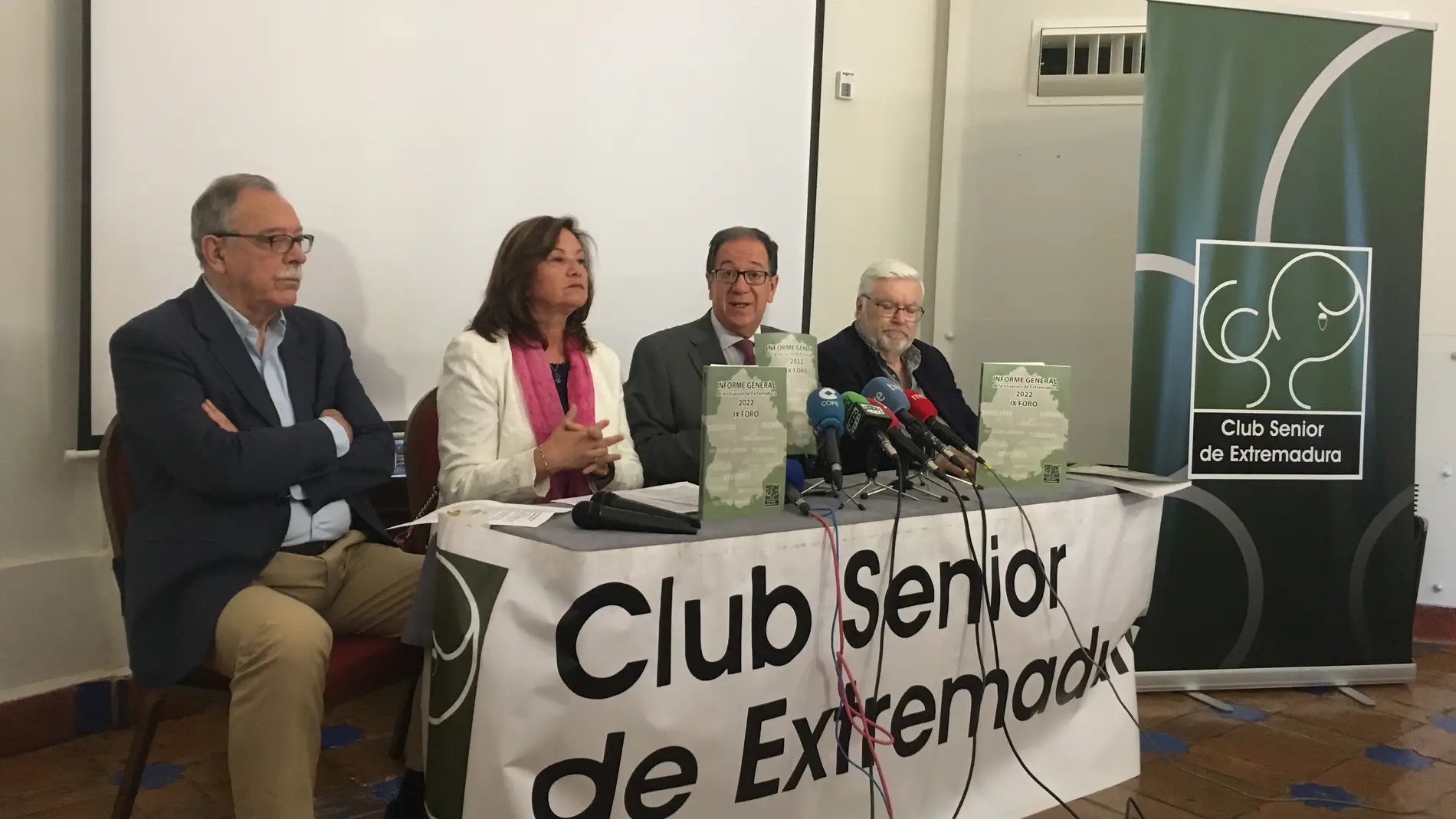 El Club Senior de Extremadura apunta que la región converge con el resto pero crece menos